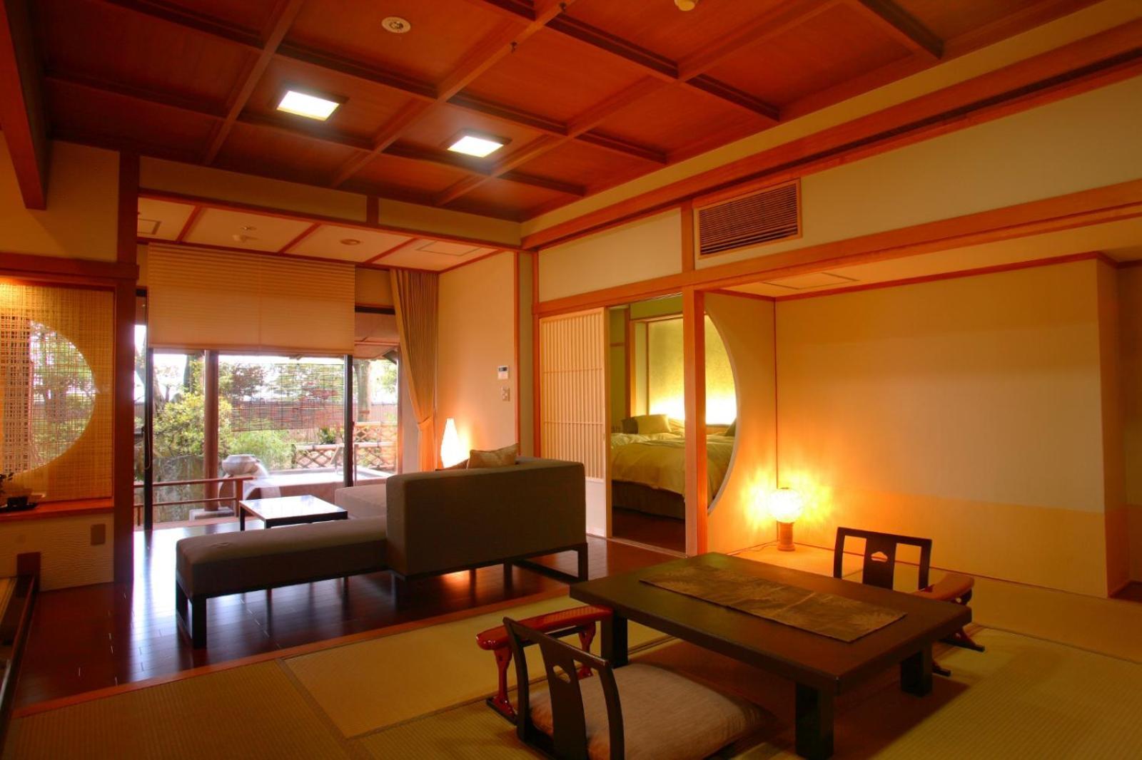 Hotel Grandia Housen Awara Esterno foto